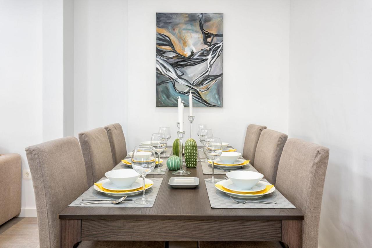 Merced Suites In Malaga By Solaga Holiday Homes Buitenkant foto