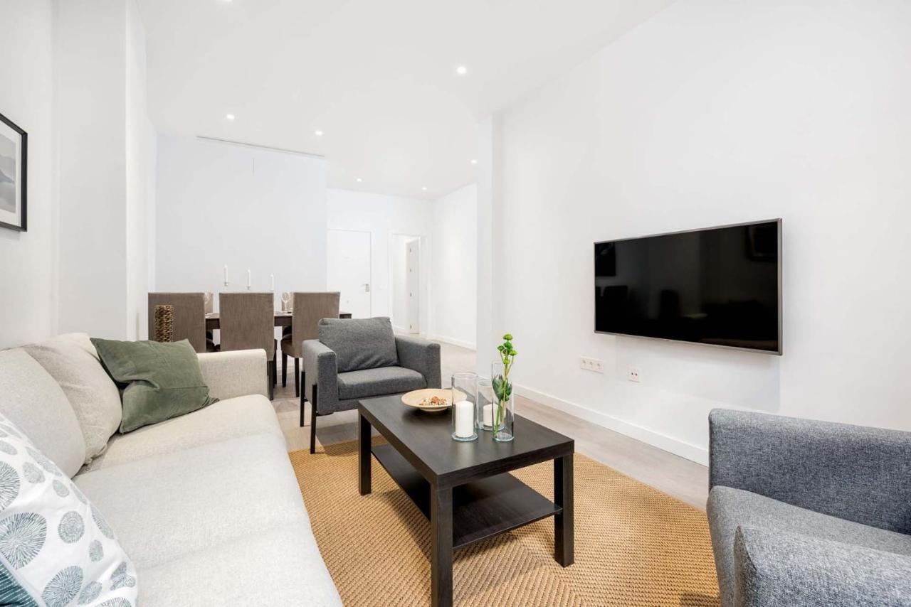 Merced Suites In Malaga By Solaga Holiday Homes Buitenkant foto