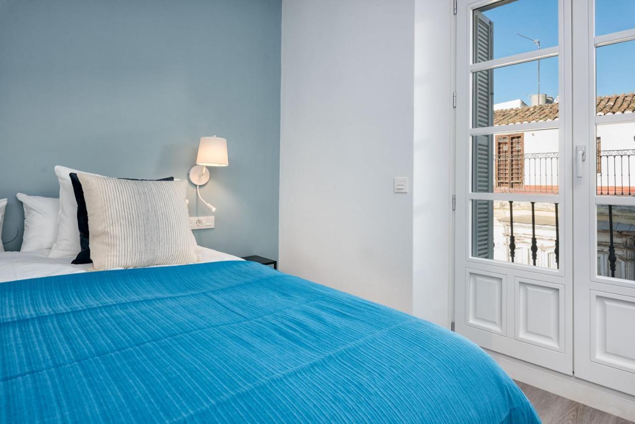 Merced Suites In Malaga By Solaga Holiday Homes Buitenkant foto