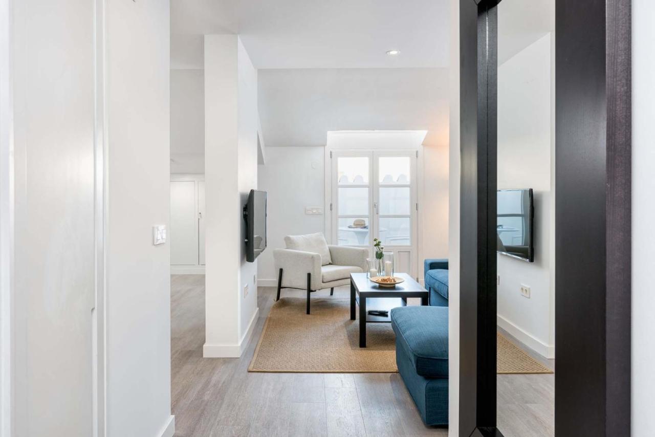 Merced Suites In Malaga By Solaga Holiday Homes Buitenkant foto