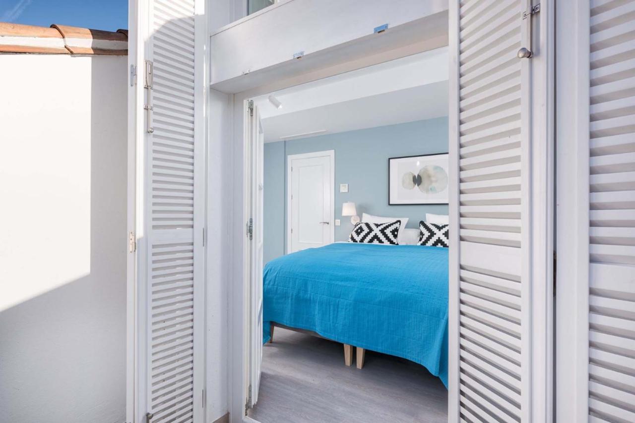 Merced Suites In Malaga By Solaga Holiday Homes Buitenkant foto