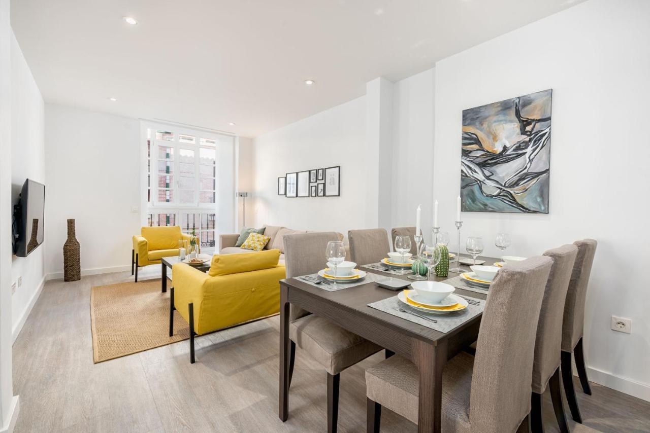 Merced Suites In Malaga By Solaga Holiday Homes Buitenkant foto
