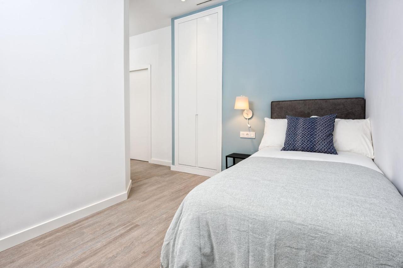Merced Suites In Malaga By Solaga Holiday Homes Buitenkant foto