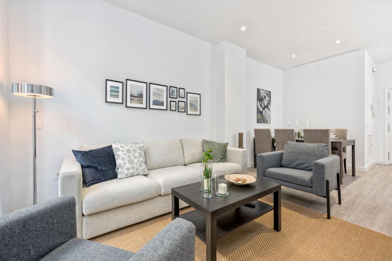 Merced Suites In Malaga By Solaga Holiday Homes Buitenkant foto