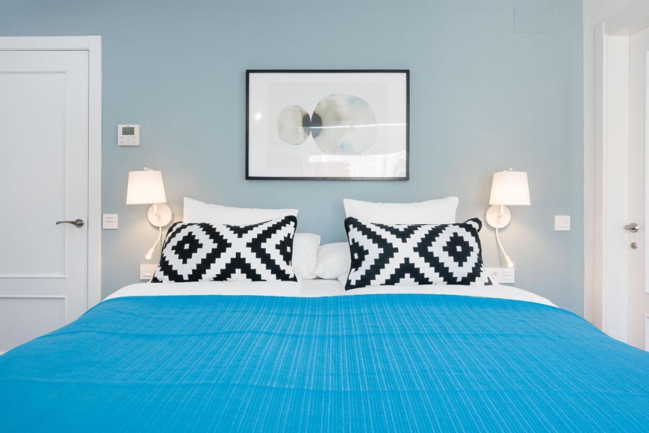 Merced Suites In Malaga By Solaga Holiday Homes Buitenkant foto
